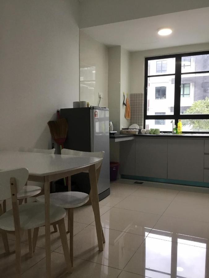The Meadow Park Apartamento Kampar Exterior foto