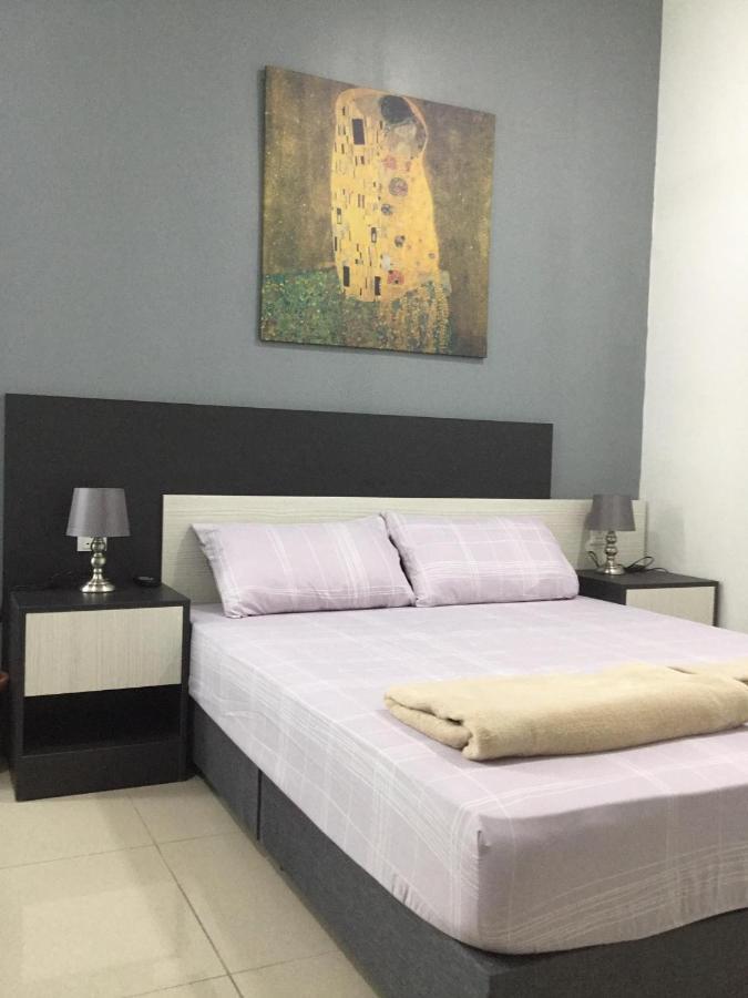 The Meadow Park Apartamento Kampar Exterior foto