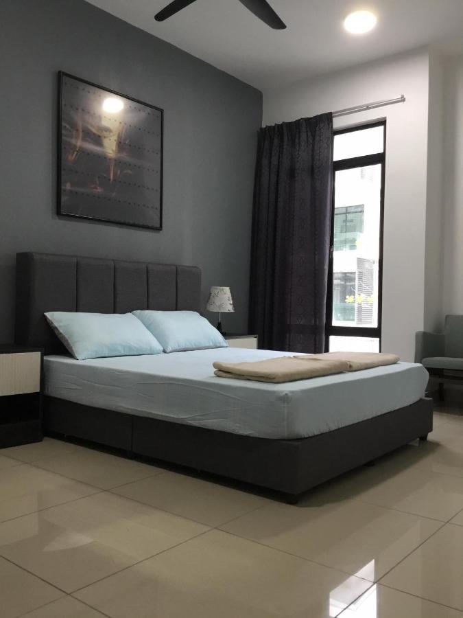 The Meadow Park Apartamento Kampar Exterior foto